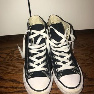 WORN ONCE Converse Chuck Taylor All Star High Tops